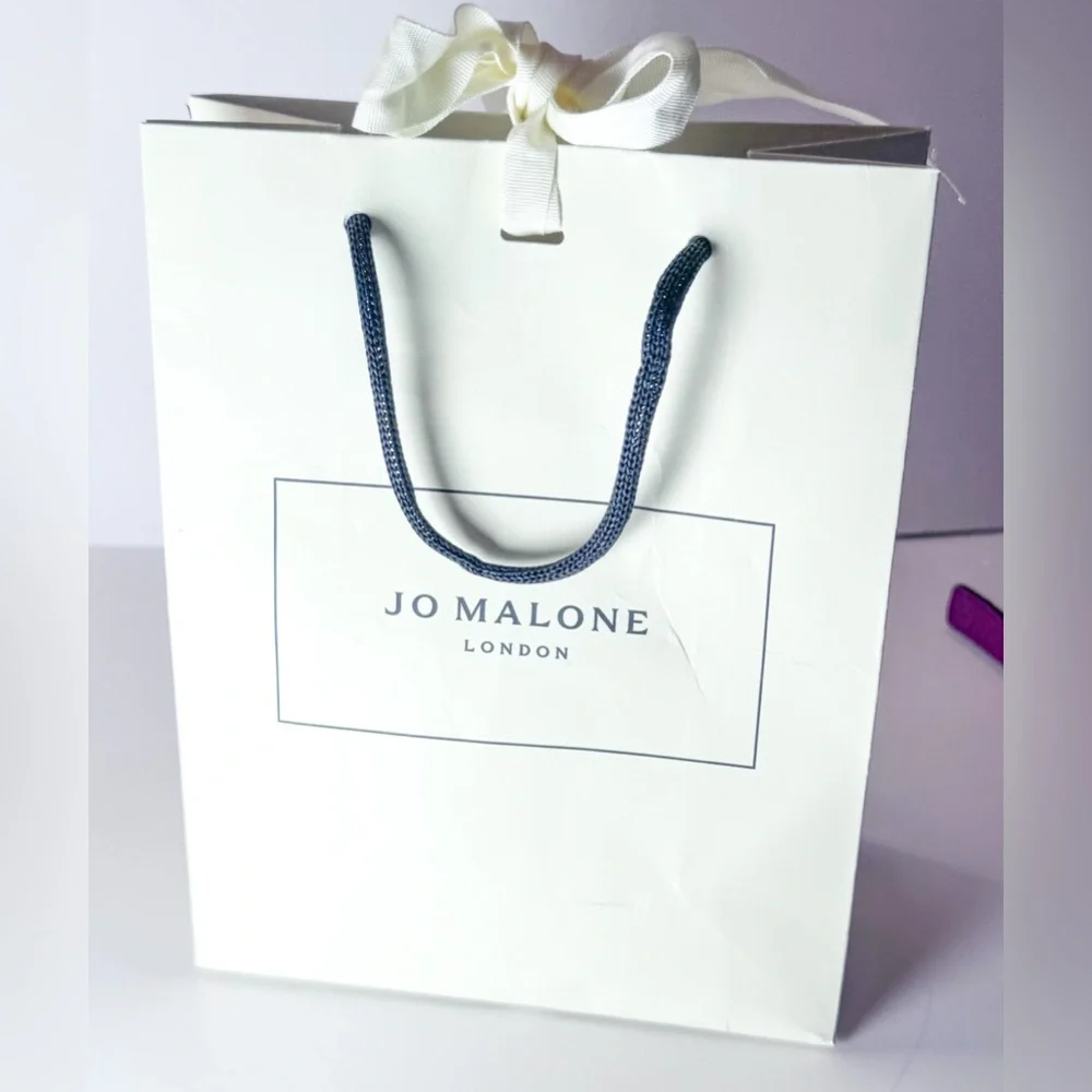 3/$15 Jo Malone London Bag with Blue Rope - Picture 2 of 7